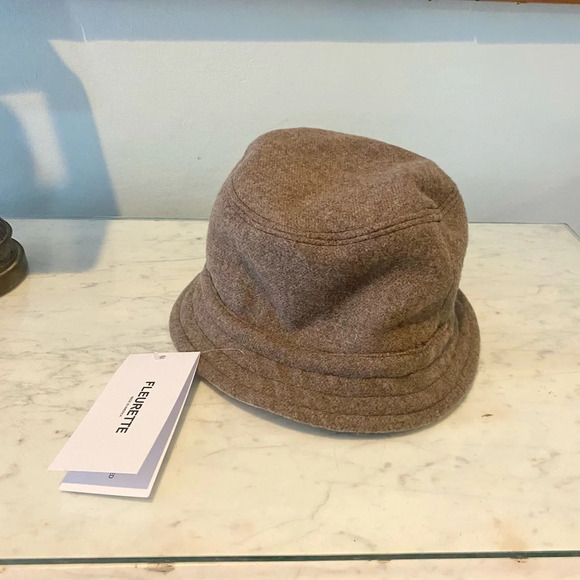 NWT Fleurette Reversible Bucket Hat